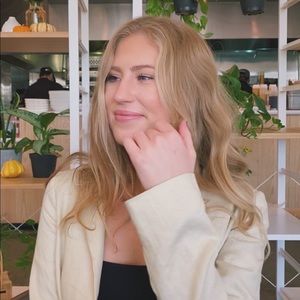 Meet your Posher, Hailey